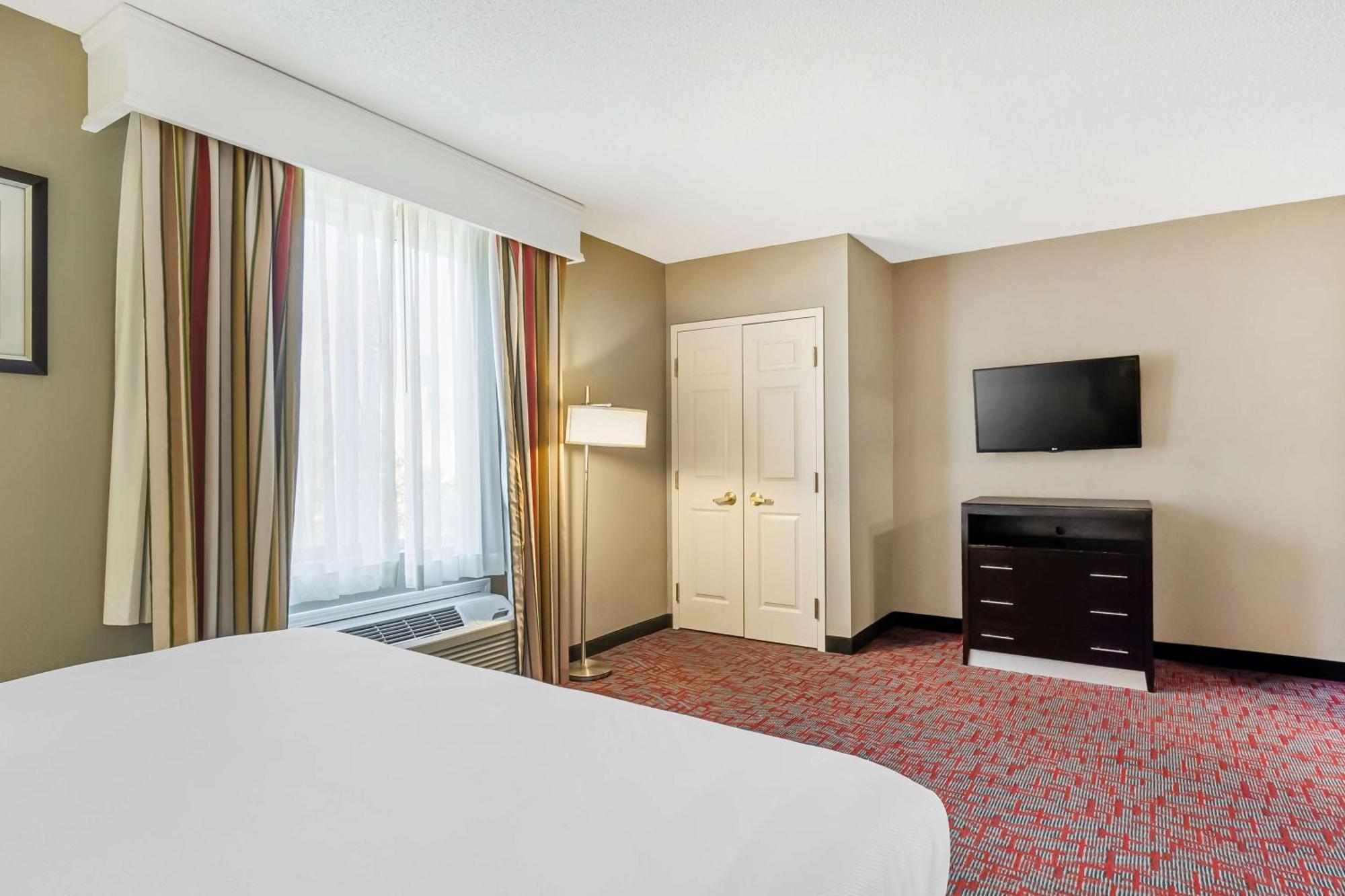 Best Western Airport Inn & Suites North Charleston Extérieur photo